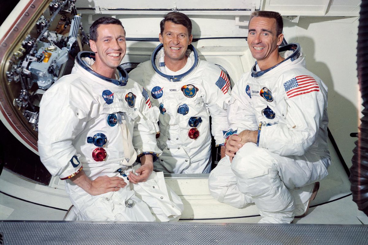 ParisMatch's tweet photo. Il avait participé à la toute première mission habitée du programme Apollo. L'ancien astronaute américain Walter Cunningham est décédé mardi à l'âge de 90 ans. Retour en images sur sa carrière. 🚀
#WalterCunningham #Apollo
https://t.co/scTHrpM5oz https://t.co/tdPu97HrmJ