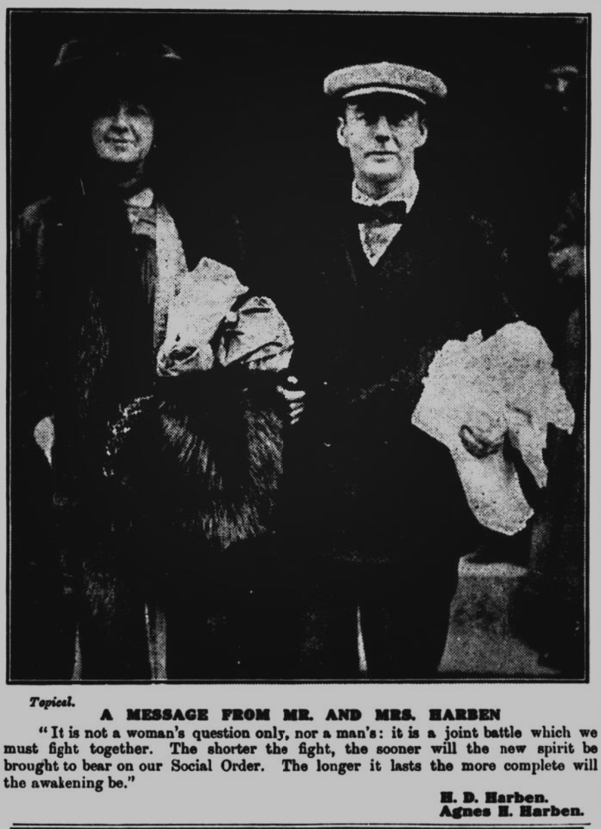 findmypast's tweet photo. Ever wondered about the history of your childhood hometown? In tonight’s first episode of @channel5_tv series #NoPlaceLikeHome, @Fern_Britton returns to Buckinghamshire and discovers more about Newland Park, once owned by barrister and suffrage-supporter Henry Devenish Harben. https://t.co/61hdOnTFXV