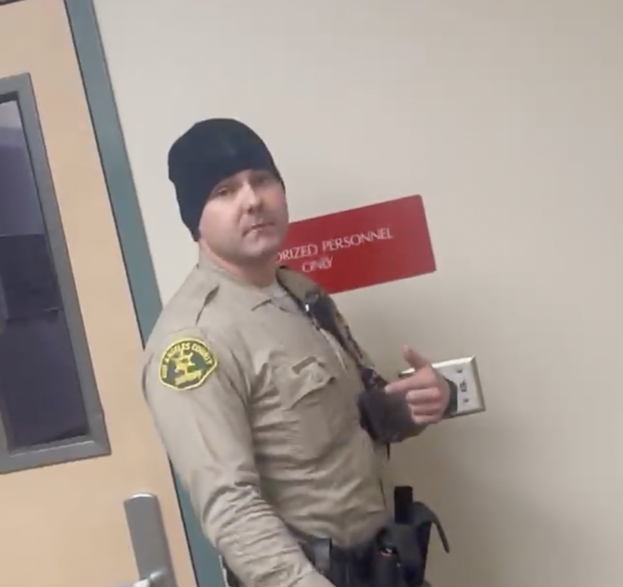 sahrasulaiman's tweet photo. It was NYE. He was exhausted and stressed, and he was left alone in the lobby for hours with deputies giving him excuse after excuse for why they couldn't help. Then the deputy that threatened him - Sabatine - came out to taunt him and tell him his complaint was unfounded. https://t.co/Enrex7kqRc