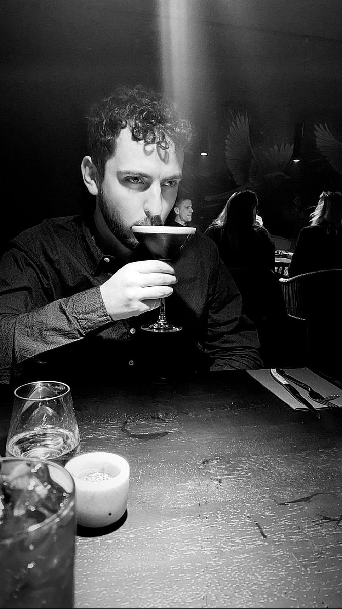 Transparent | Charlie tweet media