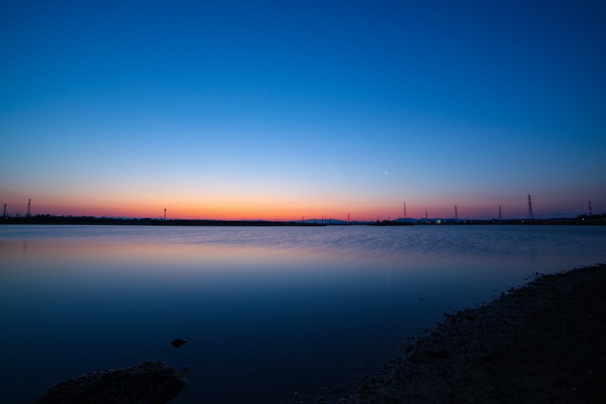 toshimasa16's tweet photo. 散歩写真

#写真好きな人と繋がりたい  #写真撮ってる人と繋がりたい  #カメラ好きな人と繋がりたい  #長時間露光　#スローシャッター　#青の世界　#ブルーマジック　#マジックアワー　#5dmk2  #毎日投稿　#散歩写真 https://t.co/XpSrrho9fh