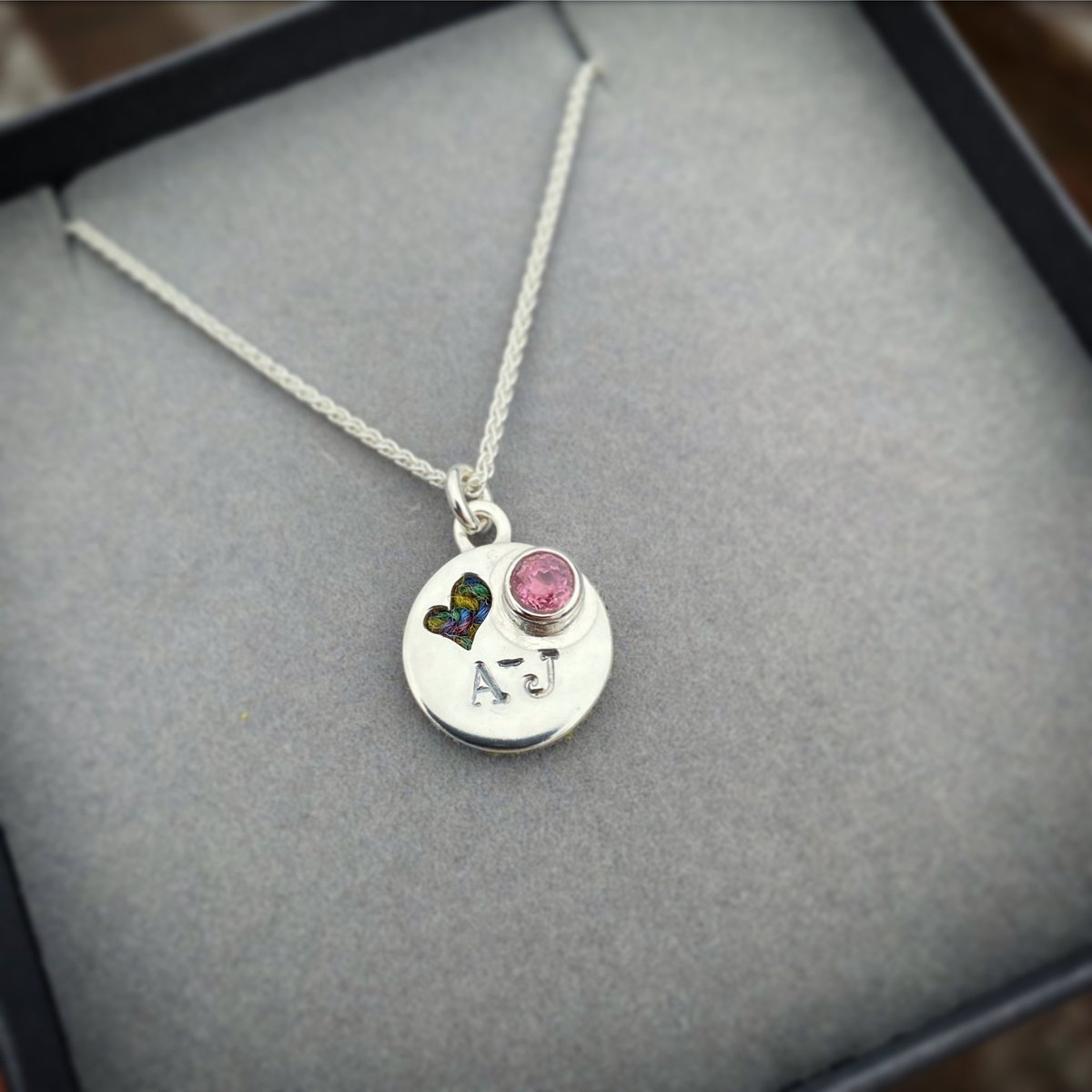 ruthamorrison's tweet photo. Birthstone, Initial and Harris Tweed Heart Necklace https://t.co/xGuCBv5Q1c #silverjewellery #silver #bench #benchpeg #isleofharris #tweed #madeinscotland #scotland  #bracelet #isleofharris #outerhebrides  #initials #birthstone #turquoise #necklace #initialjewellery #tourmaline https://t.co/YC0eLXMMKQ