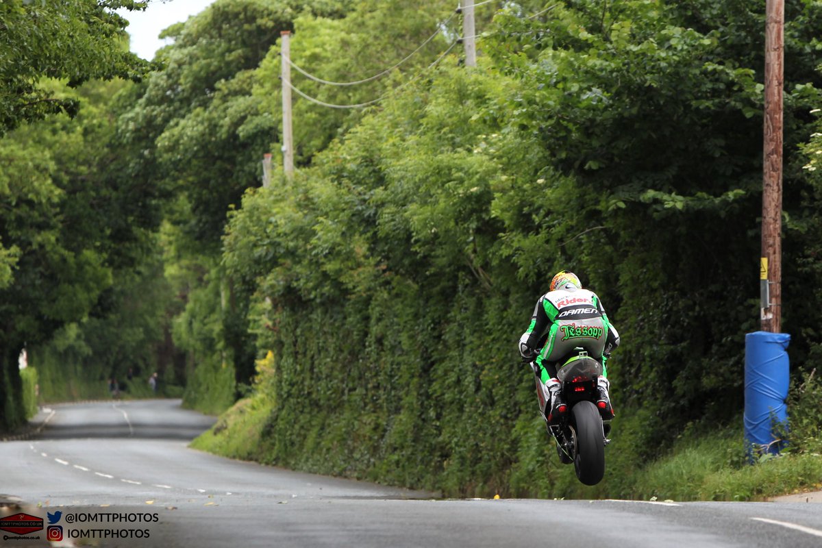 Pic from TT 2017, Martin Jessop over Ballacrye during lightweight race  #iomtt