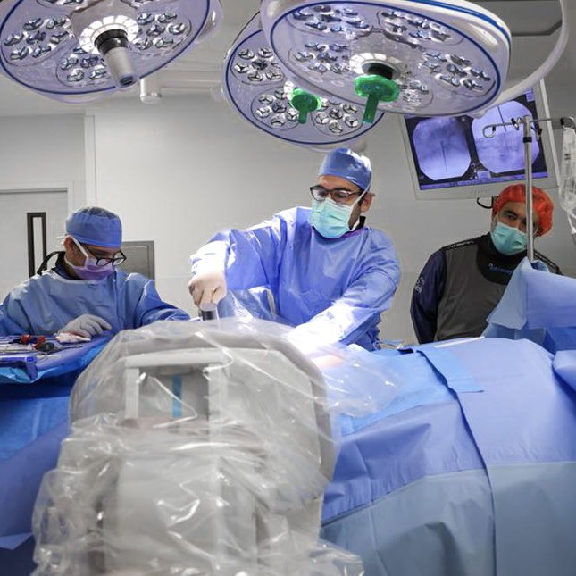 Using minimally invasive, state-of-the-art procedures &amp; techniques, we effectively relieve pain, restore function, &amp; renew the quality of life for our patients. Visit cantorspinecenter.com or call our office at 954-567-1332 to find relief! 

#minimallyinvasive #painrelief