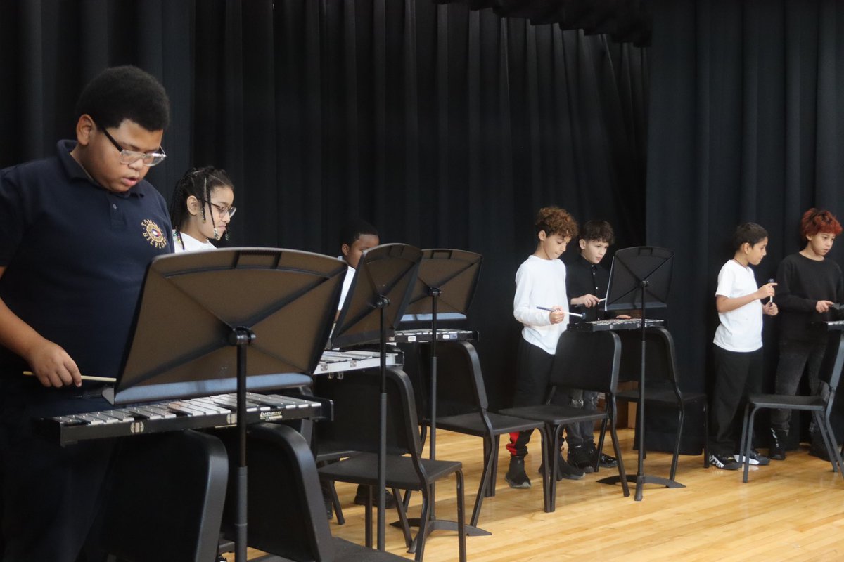 RCSDsch22's tweet photo. Band Winter Concert 🎼🎺🎻🥁 https://t.co/7KAn7Am2Ow