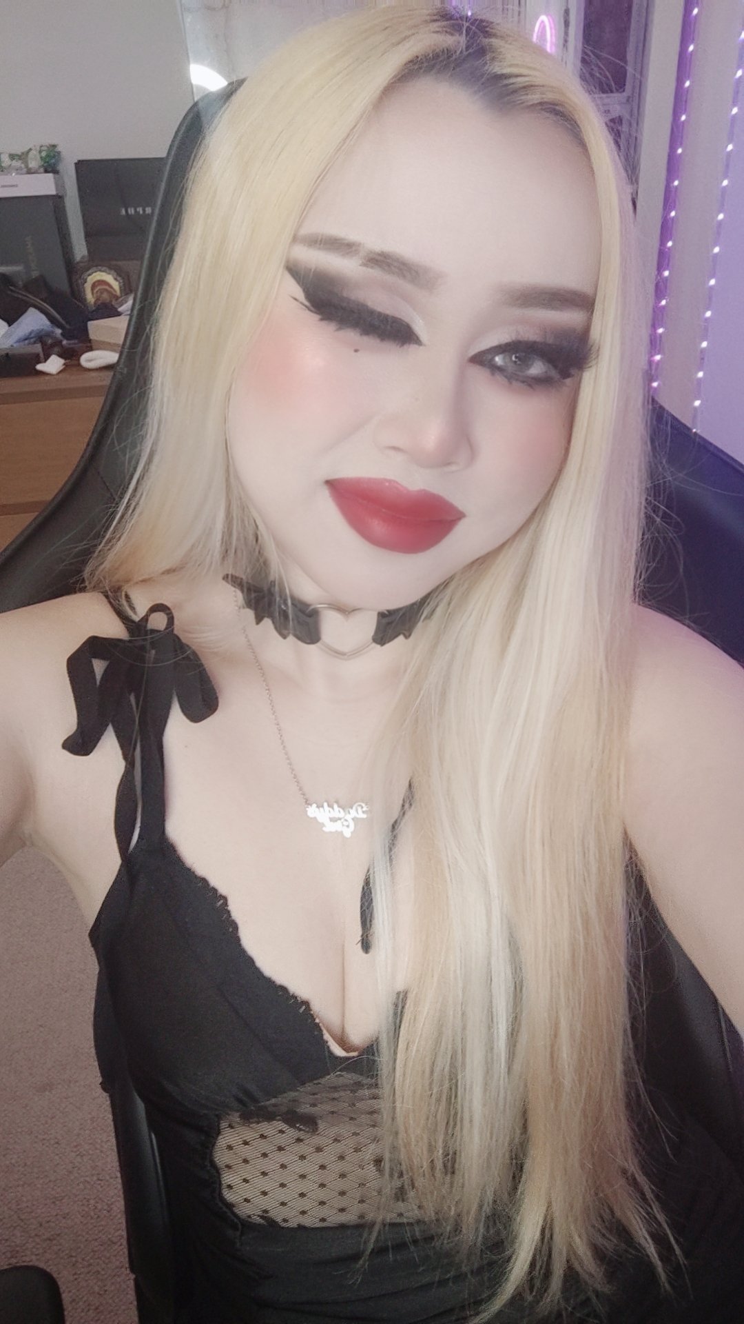 misstrisia-misstrisia-twitter