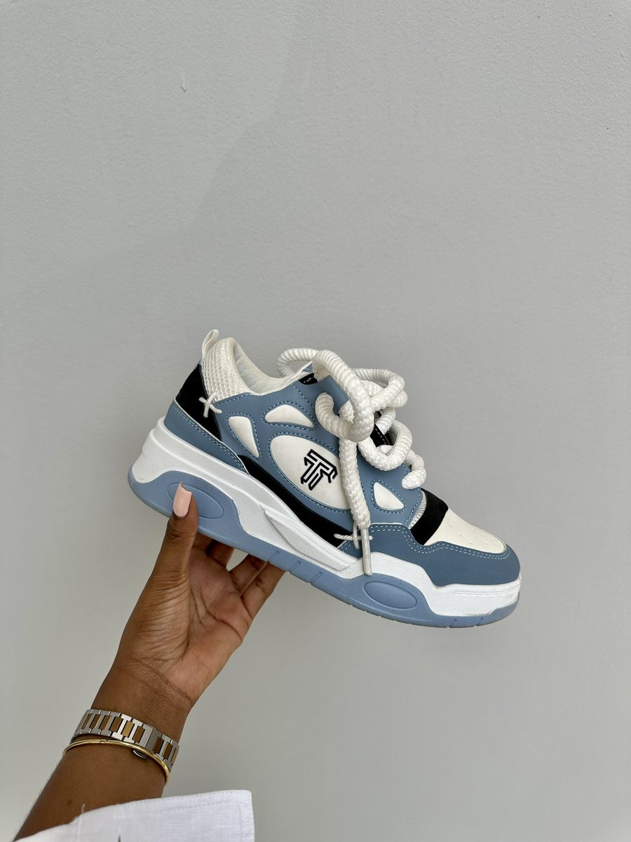 BeverleyDa1st's tweet photo. Trainers designed by me 🤩- @tobefootwear https://t.co/bxem0OW0os