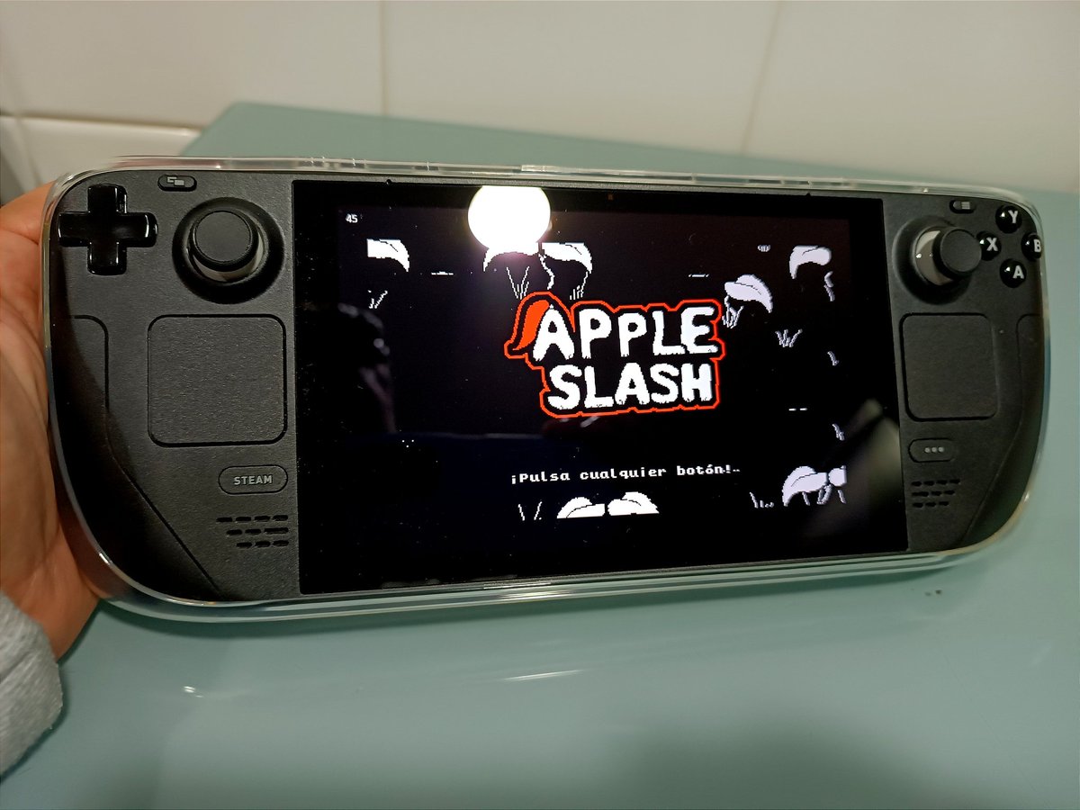 CiudadanoGotham's tweet photo. Un juego cortito que te puedes pasar en poco menos de 2 horas y se te pasa volado espero más contenido gracias a @Pazos_64 por la recomendación y @Agelvik    #appleslash https://t.co/5C3vOEZ4KS