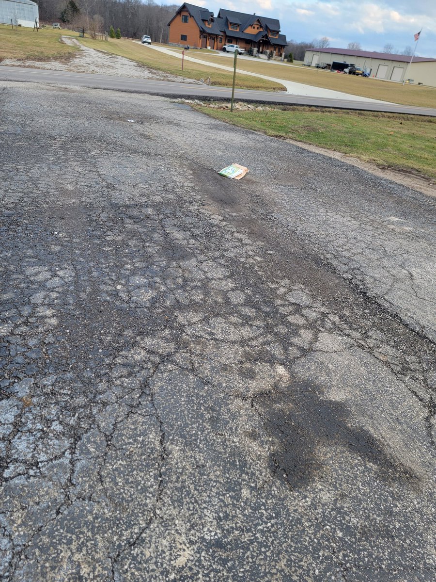 Hey, Amazon didn't know the middle of my driveway was conisdered my front porch. How about you teach your employees not to be lazy.. this is how you get angry customers with broken merchandise.. 
#Lazy #Amazon #AmazonDeliveryDrivers #AmazonIndiana