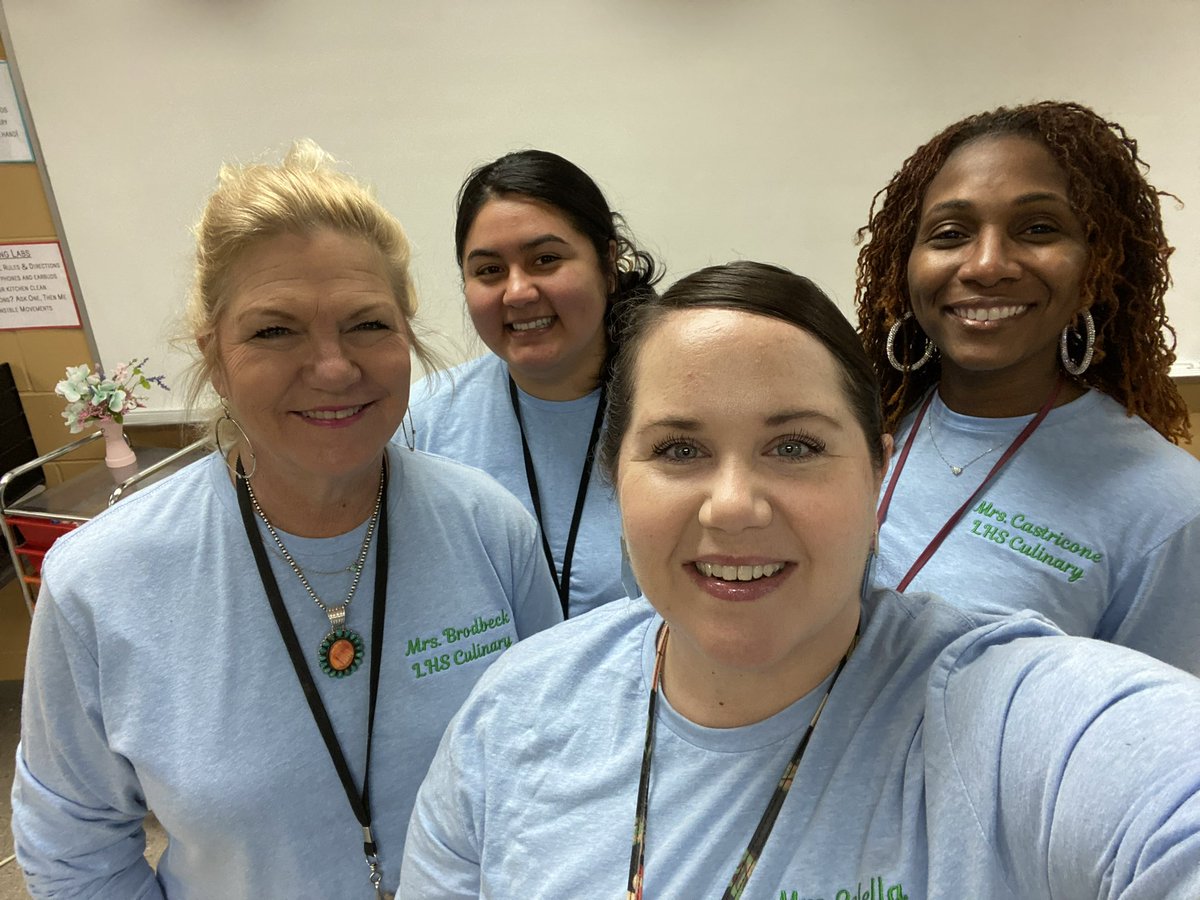 culinaryartslhs's tweet image. We are ready to start the Spring Semester! Welcome back everyone! ✨ #lhsculinary