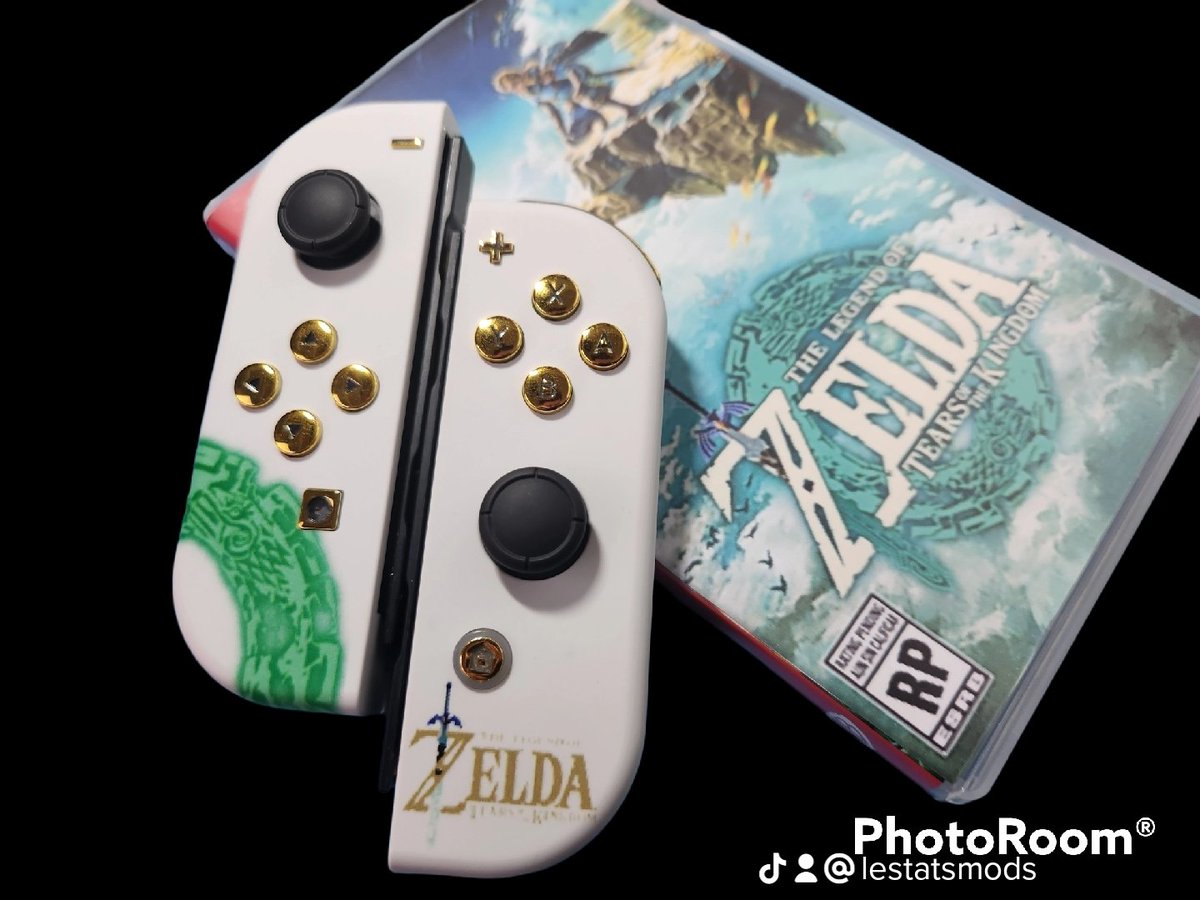 LestatsMods's tweet image. Zelda Tears of The Kingdom Joycons and Pro Controller 

lestatsmods.com 

#customjoycons #customjoycon #nintendo #nintendoswitcholed #nintendoswitch #joyconmod #joyconmods #joycon #joycons #gamer #gamers #zelda #gaming #gamergirl #gamergirls #gamerboy #gamerboys #retro