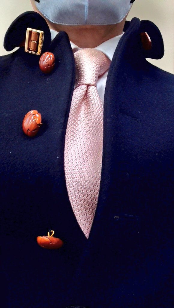 スーツリーマンS2020 tweet media