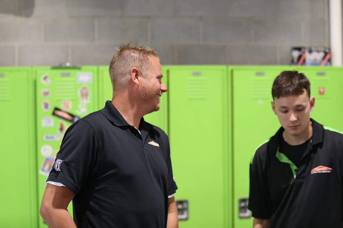 Some #wednesdaywisdom we’ve learned from our owner, Brent Griffioen, is to always go above and beyond for clients and employees treating everyone as family. Thanks for all you do Brent. We appreciate your leadership! 

#leadership #owner #advice #relationships #servpro