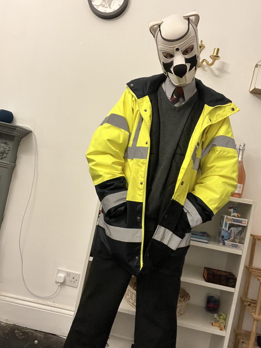 helioscobalt's tweet photo. #securitypup would you let me protekts you? 😜 https://t.co/QLdUCEHmt6