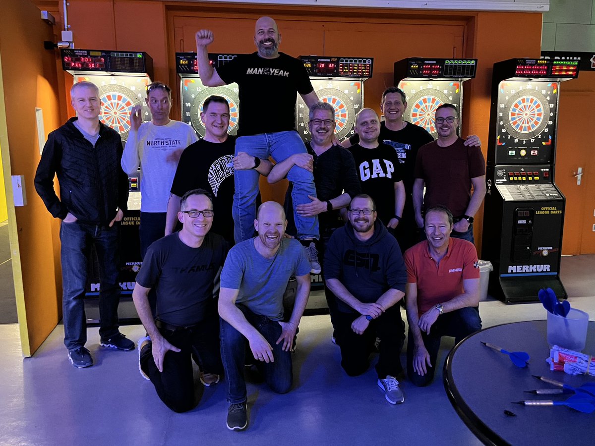 satusgr's tweet photo. Die Männerriege kürte seinen „Man of the year 2023“! Bei Bowling, Töggele, Billiard und Dart. Gratulation an Boris zum Sieg!

Bereits Mittwoch, 11.Januar gehts in der Halle mit dem Training der neuen Männerriege los. Schaut vorbei! 

#mehrerleben #mehrmänner #mehrspaß https://t.co/XjdM4yY6hW