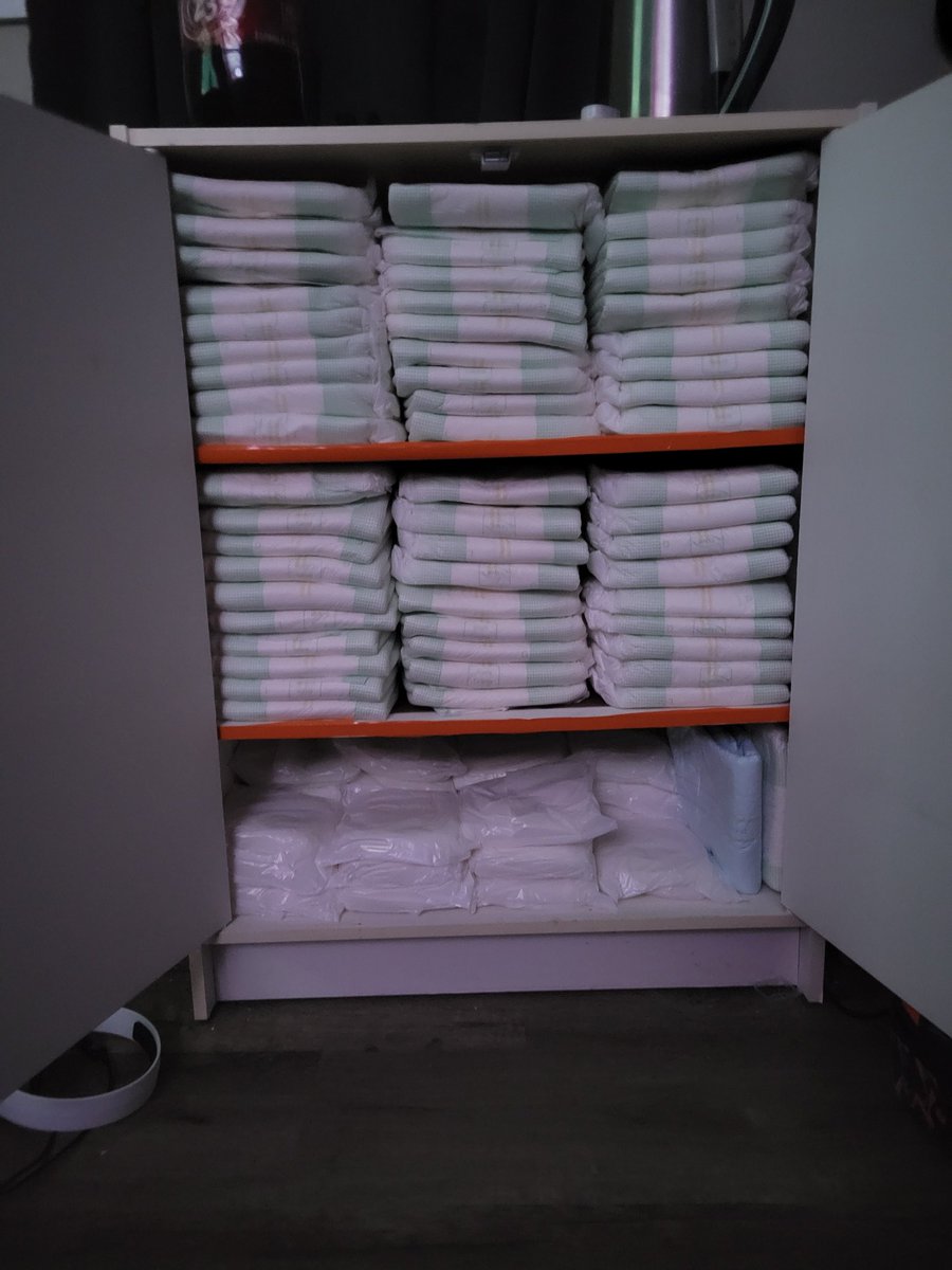 My new diapers are here 
Yayyy 

<a href="/ABUDiapers/">AB Universe</a> <a href="/SkylartheWolf_/">SkylartheWolf🔜CFZ</a> <a href="/aisforandy88/">AndyWuff88</a> boop