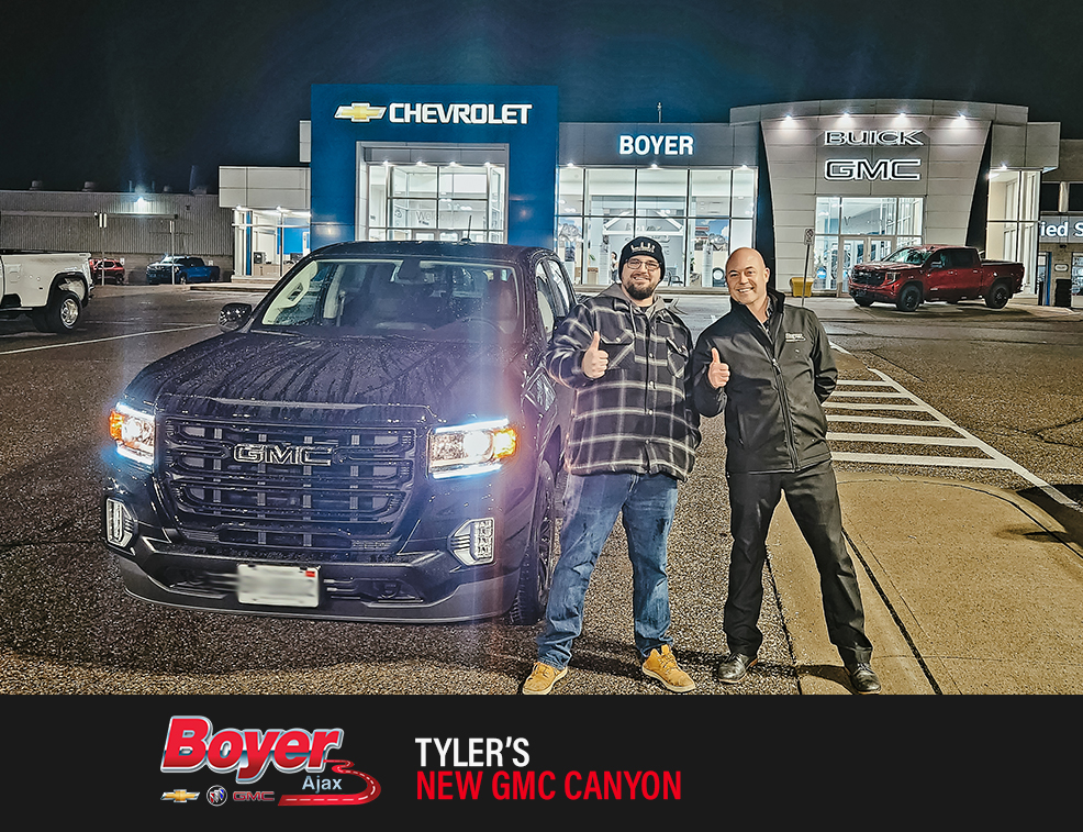 TalkToTrent_ca's tweet photo. Congratulations Tyler!!
1st New Truck, and he spoiled himself with this GMC Canyon High Elevation. Dress Sharp. Look Sharp. 
Thank You and Enjoy!!
@GMC | @GMCcanada #GMCCanyon #ElevationEdition https://t.co/bxVVwOi0kO