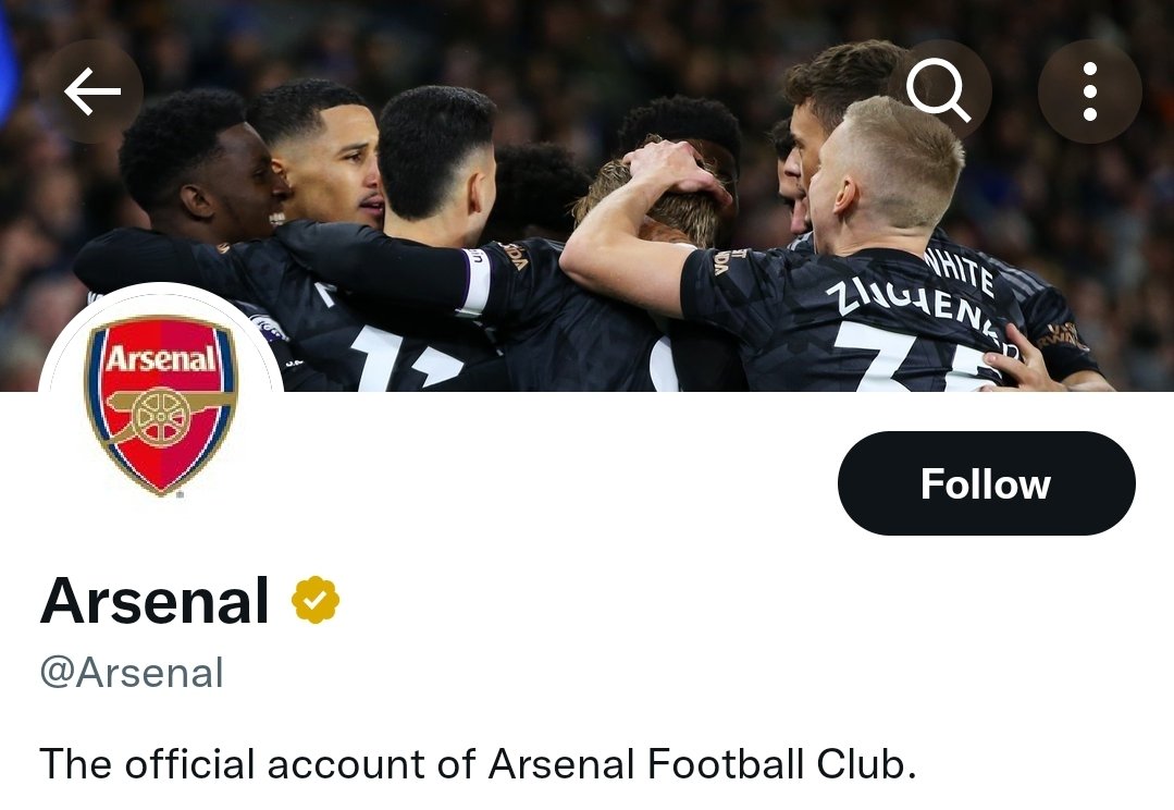 jlobz1's tweet photo. The twitter bios of England's biggest clubs. Clear to see what our priority is and what is truely important to the Glazers. Get these men out man #GlazersOut #GlazersSellManUtd https://t.co/RbDDqCIAOb