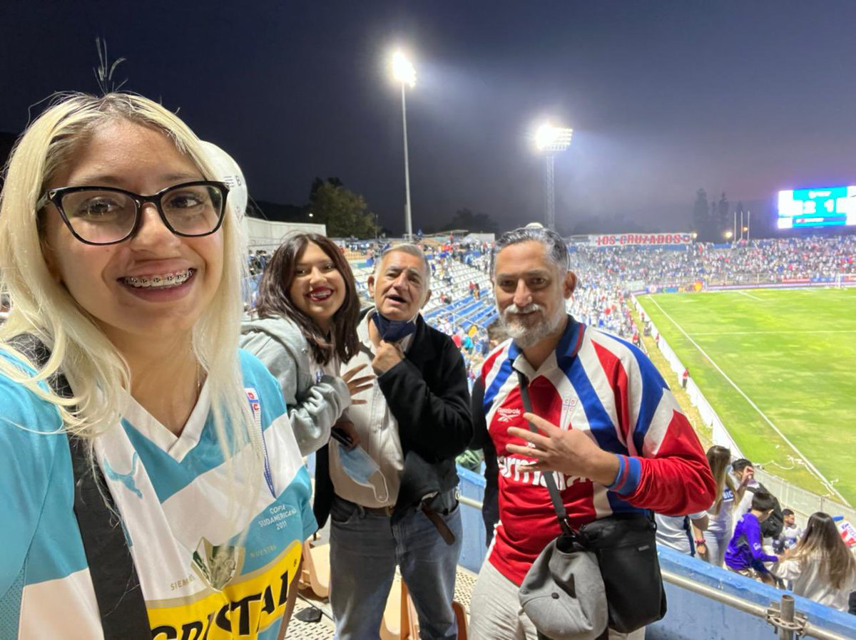 RON_CHA's tweet photo. @Cruzados Gracias @bancobice y @Cruzados por tan excelente experiencia. Seguiremos alentando en las buenas y en las malas. https://t.co/8Pg53fUiwp