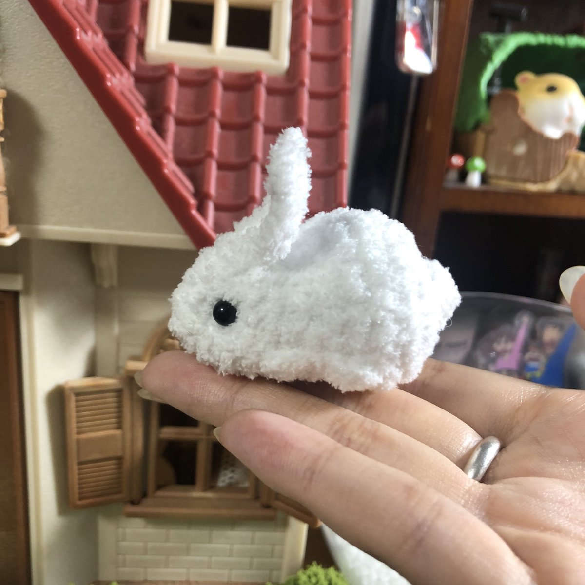 siru_crochet's tweet photo. 🍀계묘년🐇행운 토끼🍀

행운을 부르는 깜찍한 궁둥이를
쓰다듬어보세요｡.:*☆ 

#RT 추첨 한 분께 원하시는 행운토끼 보내드립니다

https://t.co/bAMrMWzgYs https://t.co/0sSYENGuVJ