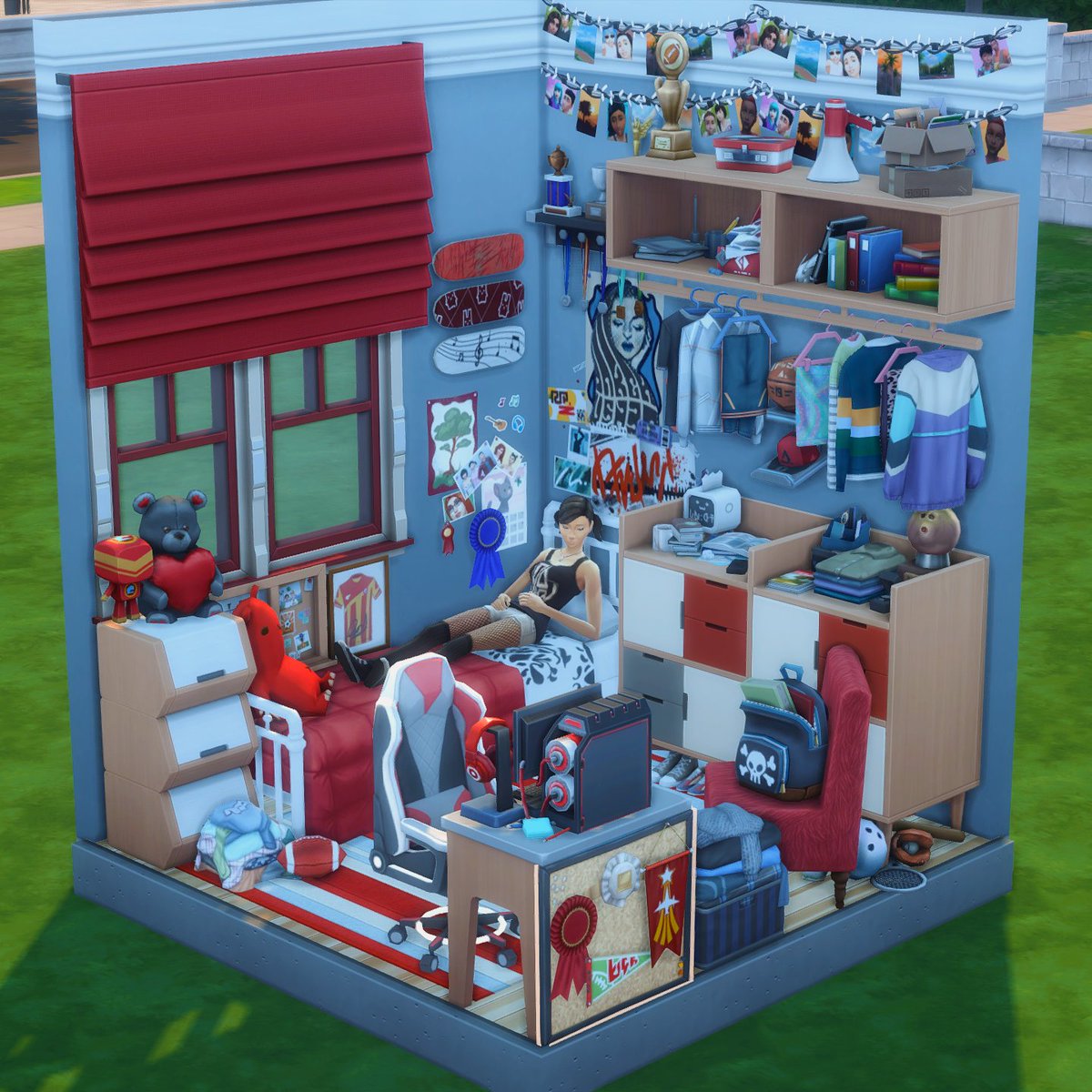 Spice_Sprinkles's tweet photo. I built a cluttered teen bedroom in the Sims 4 !  This room is available for download on the Sims 4 gallery. 🤍Sims 4 Gallery ID: spicensprinkles
#TheSims4 #EA #Maxis #ShowUsYourBuilds #SimsCreatorCommunity https://t.co/6gsCdXk1Tm