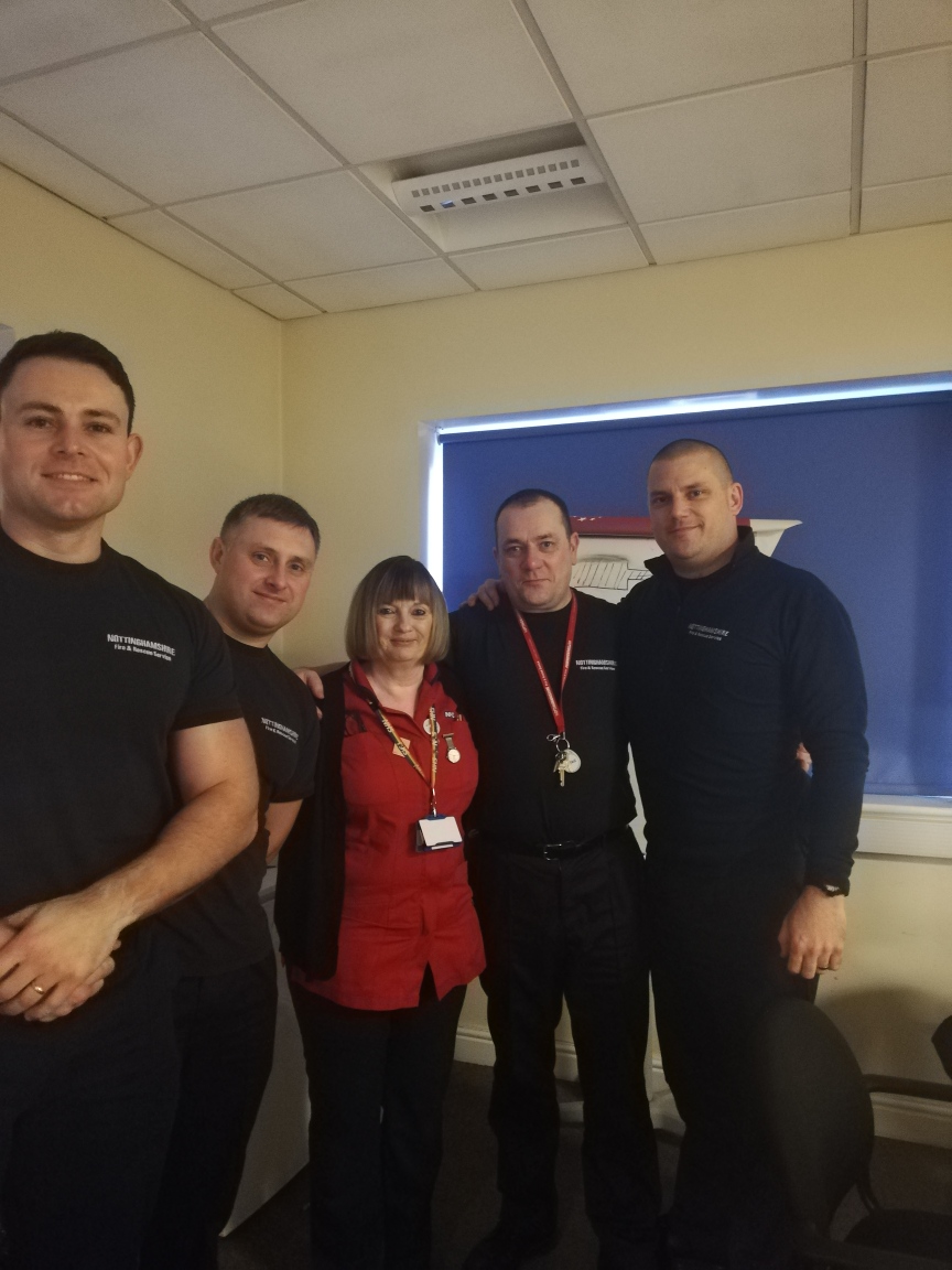 Thank you to the wonderful guys <a href="/EdwinstoweFire/">Edwinstowe Fire Station</a> for working with Tracey and Lesley <a href="/UCRMidNotts/">UCR Mid Notts</a> to prevent another hospital admission! 
The mince pies and cuppa were also very much appreciated! 
#Collaboration #AdmissionPrevention