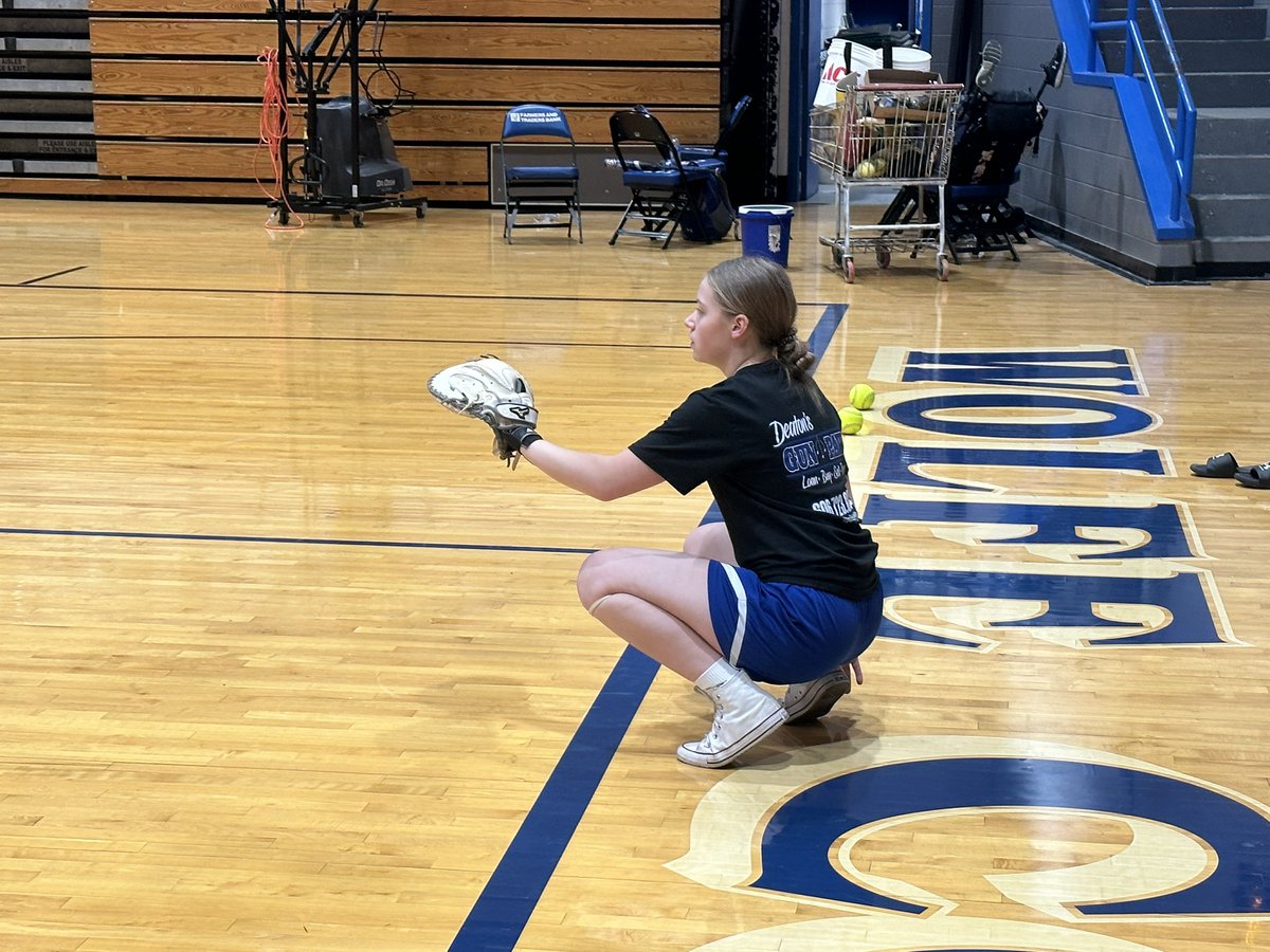 WCcoachBink's tweet photo. Got some quality work in with our catchers today!  GO BLUE @coach_howard5 @stevehoward88 @StanHoward10 https://t.co/RKYDeUtKs1