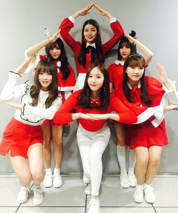 Niko33583736's tweet photo. ESTOY TAN FELIZ POR ELLAS , VAMOS QUE SE PUEDE , CADA DIA MAS CERCA PARA EL COMEBACK DE GFRIEND

#GFRIEND_IS_FREE https://t.co/Gk98FdcbwQ