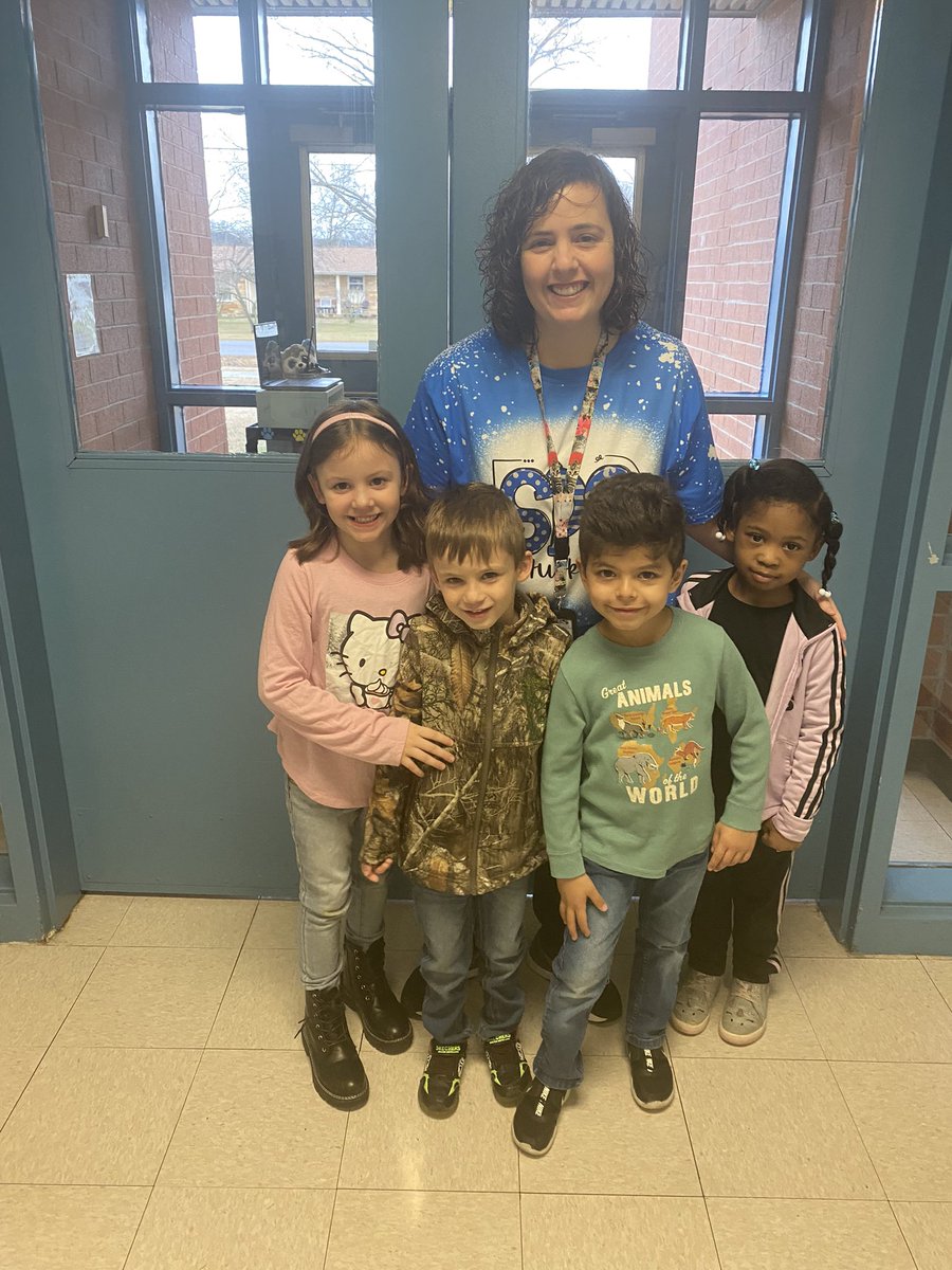 Today was day 1 for <a href="/MrsAngelineHale/">Angeline Hale</a> and her Kindergarten Announcement Crew! I can’t wait to see them develop as leaders right on camera before our eyes! #huskyExcellence #LeadershipDevelopment <a href="/SmyrnaPrimary/">Smyrna Primary</a>