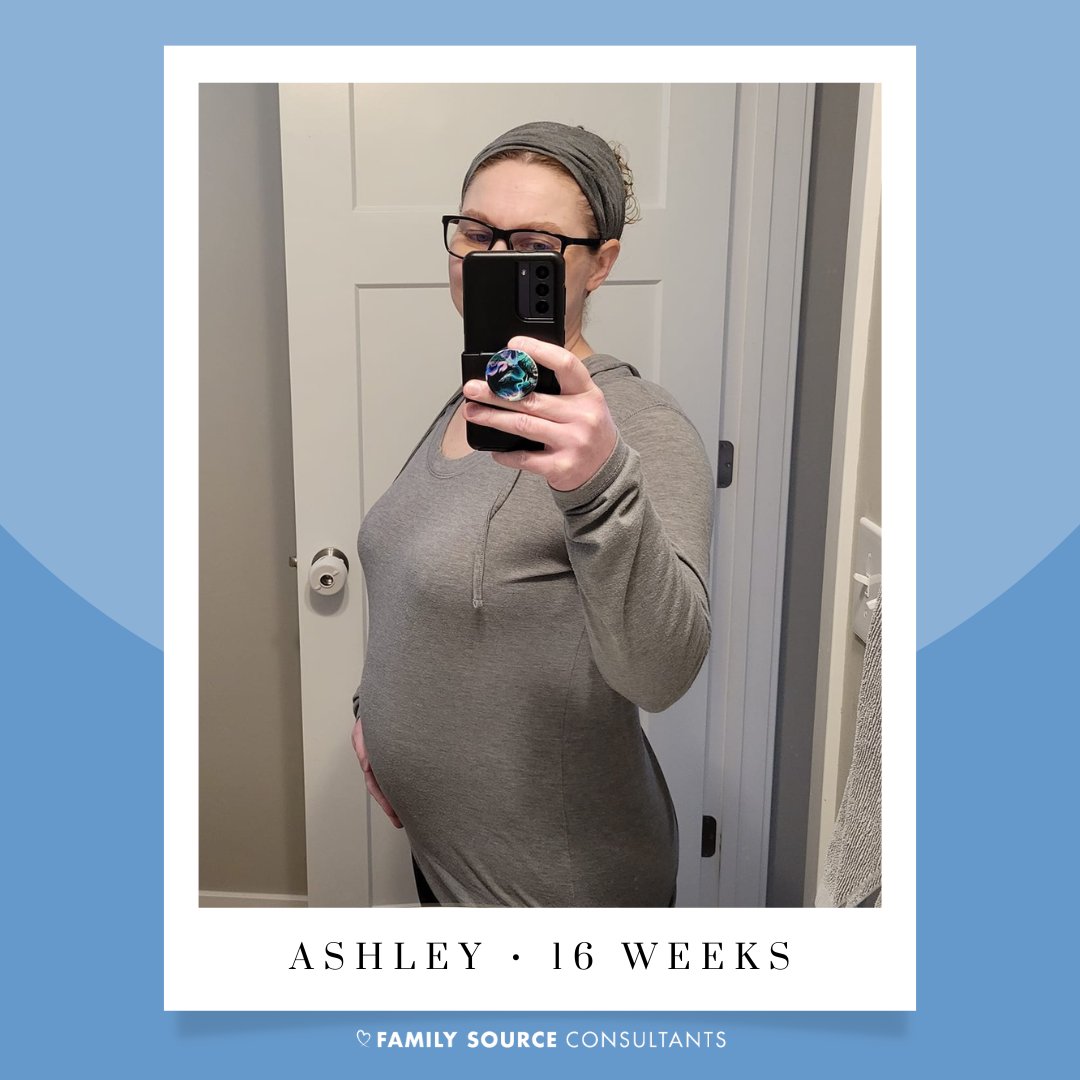 family_source's tweet photo. It's #BUMPDAY🤰here with #TeamFSC! We love seeing beautiful humans growing life for another! 

Sol • 27 weeks
April• 20 weeks  
Kristine • 20 weeks   
Ashley • 16 weeks https://t.co/eJo0QTBson