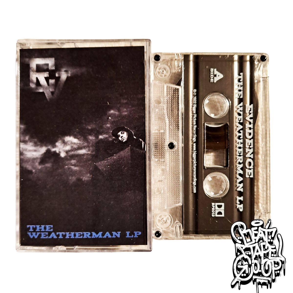 BeatTapeCo_Op's tweet photo. Evidence - The Weatherman LP
Released On: March 20, 2007 / 2022
Cassette: https://t.co/d9bIqr6FpG

#evidence #hiphop #biggerpicturerecordings #cassette #thealchemist #phonte #planetasia #rakaairiscience #defari #slug #chaceinfinite #support #beattapecoop 

@Evidence https://t.co/kFJg0Udy6P