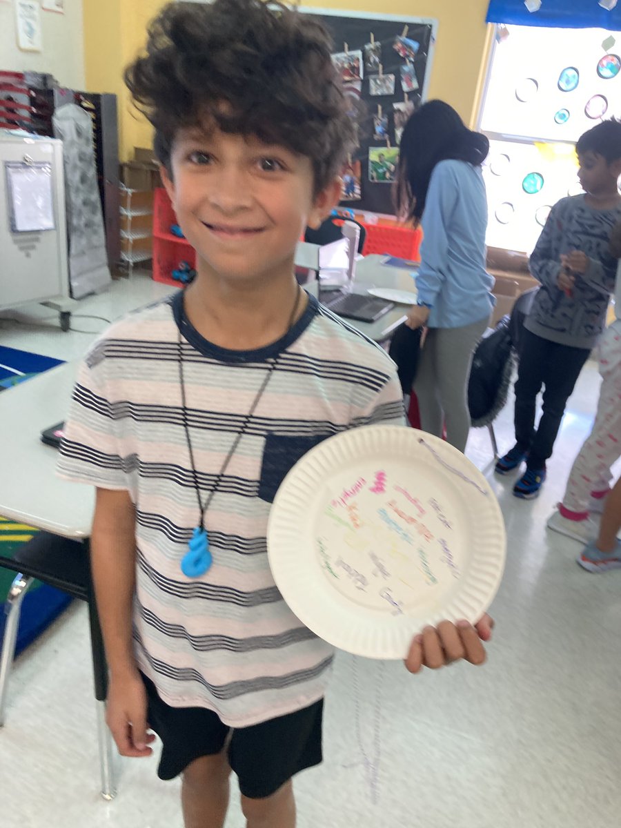 Erika Serhus (@erika_serhus) on Twitter photo Ss enjoyed coming back to this fun & positive activity ❤️ #SEL
What’s one word that describes u?
<a href="/LakePointeES/">LakePointeES</a>
#Whatsonyourplate
#oneword
<a href="/JonGordon11/">Jon Gordon</a> Ss enjoyed coming back to this fun & positive activity ❤️ #SEL
What’s one word that describes u?
<a href="/LakePointeES/">LakePointeES</a>
#Whatsonyourplate
#oneword
<a href="/JonGordon11/">Jon Gordon</a>