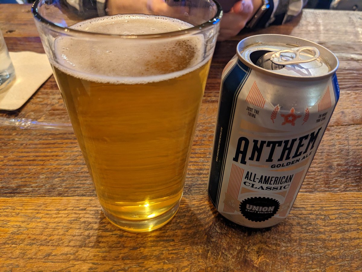 lazy_drinker's tweet photo. On my way home from Buffalo after spending a lovely time with the inlaws. Currently enjoying this beautiful #Goldenale named #anthemgoldenale. You can taste freedom with every sip from @UnionBrewing @FlyingDog #Cheers to holiday travels everyone. @craftbeer @BeerOClockShow https://t.co/ngydxPTgJw