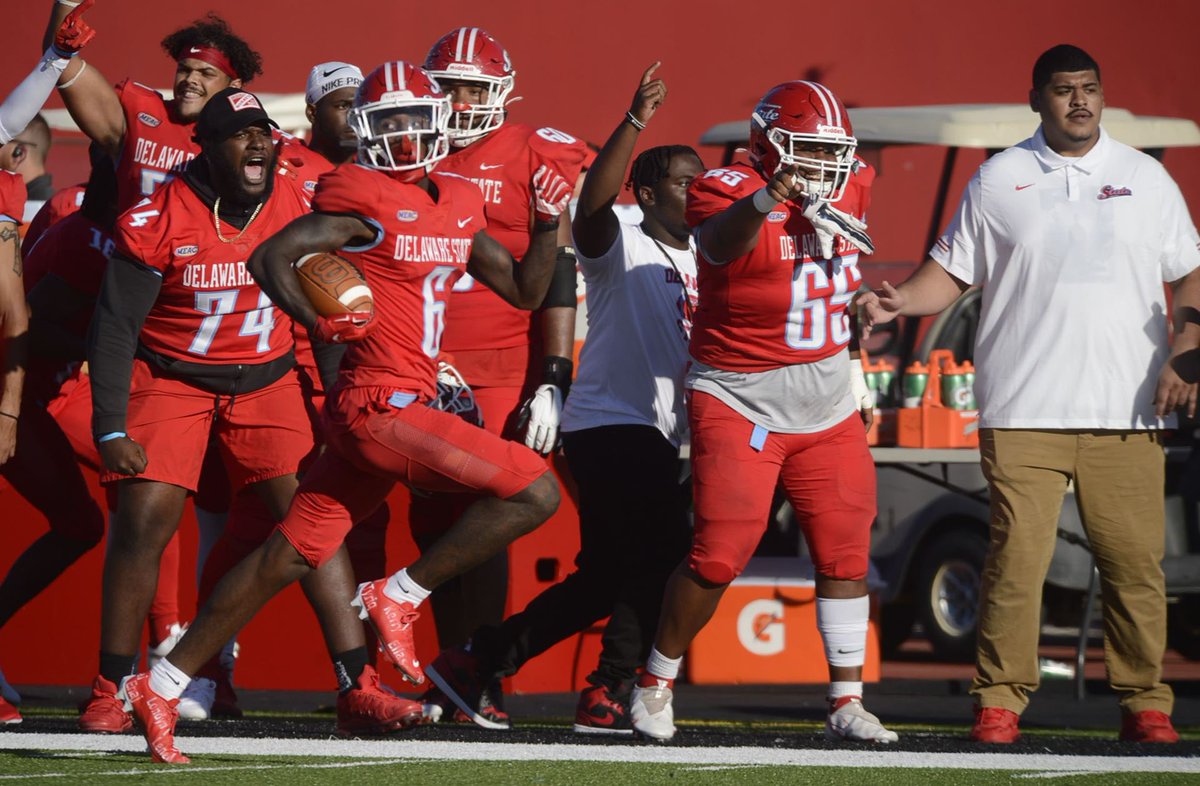 Blessed to receive an offer from Delaware State! <a href="/FBCoachHull42/">Lee Hull</a> <a href="/MnWestFootball/">Minnesota West Football</a> <a href="/CoachBDeVries/">Ben DeVries</a> <a href="/lindyy74/">Jeff Linder</a> @ConnorKunkel <a href="/Mike_Preuss_/">Mike Preuss</a> <a href="/DelawareStateFB/">Delaware State Football</a>