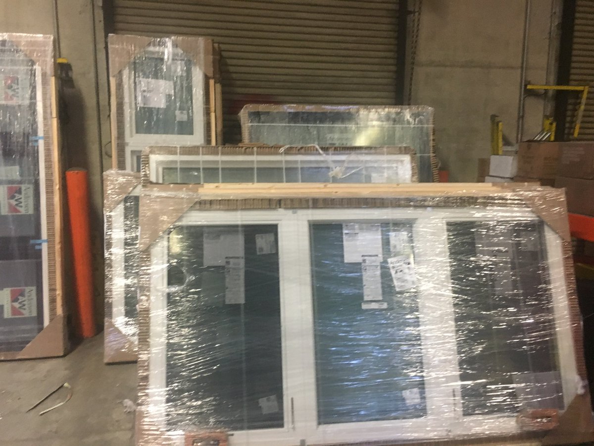 MorrisJHrev's tweet photo. The time neighbors wouldn’t let the driver drop the trailer full of windows and doors.  So we brought it to the store and delivered it on smaller trucks … more work but happy Pro https://t.co/bsfD5csR6i