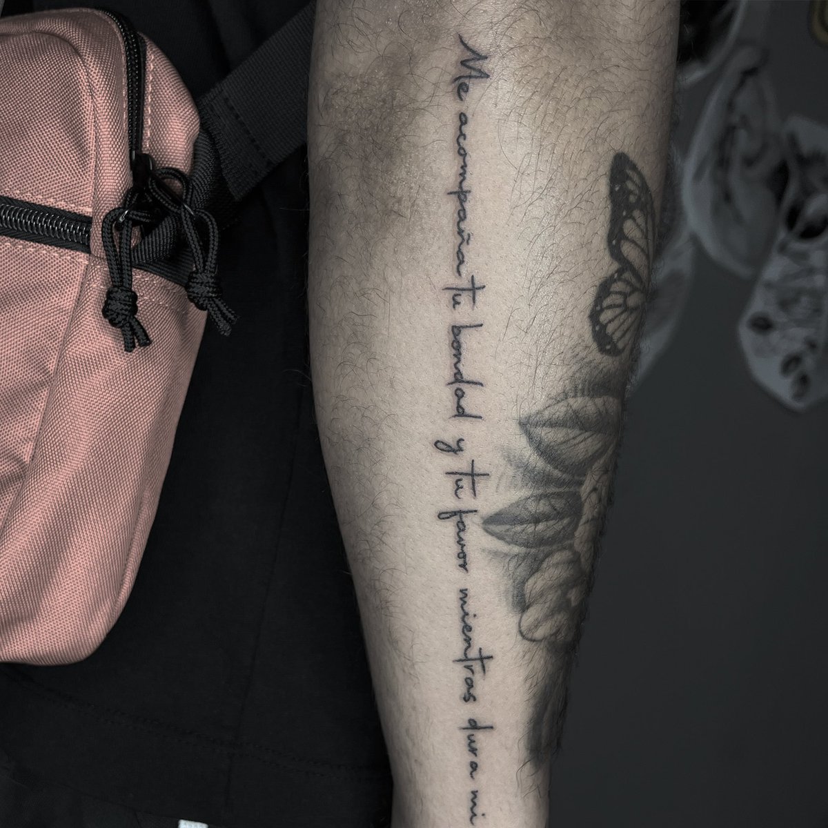 Aprovechando el talento ✍️
GODS GIFT🎁
Agenda abierta 🚨
Citas o cotizaciones 👇🏽
WhatsApp 939-484-7364 📱 

#culmastattooart #culmatetatua #puertoricotattooartist