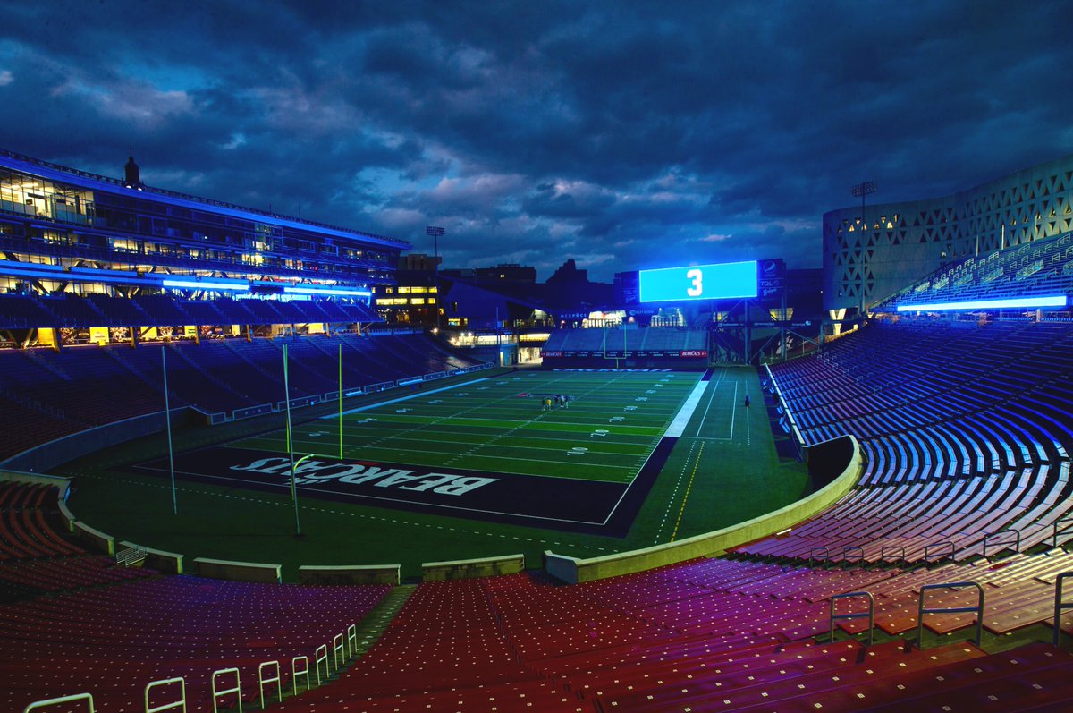 University of Cincinnati (@uofcincy) on Twitter photo Uniting with our city to show support for Damar Hamlin, <a href="/BuffaloBills/">Buffalo Bills</a>, and the team at @UC_Health. Uniting with our city to show support for Damar Hamlin, <a href="/BuffaloBills/">Buffalo Bills</a>, and the team at @UC_Health.
