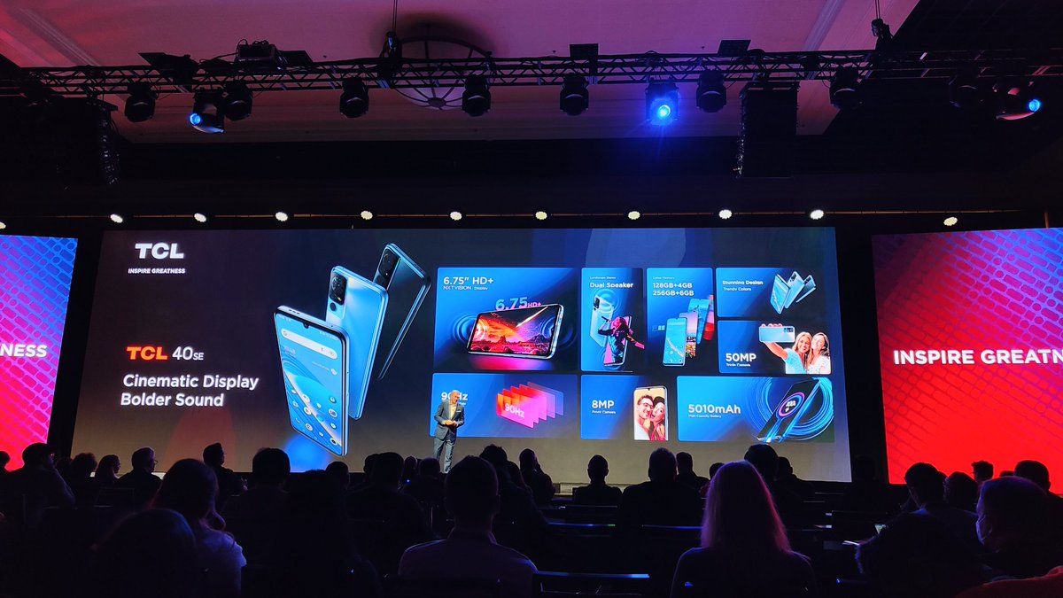 GeekZillaTech's tweet photo. ¿Y en materia de smartphones? @tcl_global presentó tres nuevos dispositivos: el #TCL40R5g, el #TCL40SE y el #TCL408. 

¿Los veremos de cerca? Estén muy atentos a nuestras redes sociales. 

@tclmex https://t.co/ozMxQT9Dve
