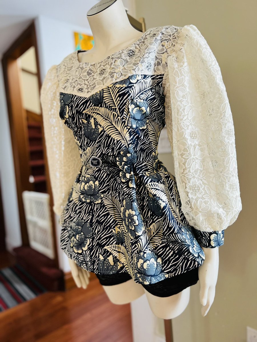 Esperatab's tweet photo. Are you interested, we are in town talk to us #Kitengestyle #FashionCanada  #WaterlooProud https://t.co/QToJ8zFL2p