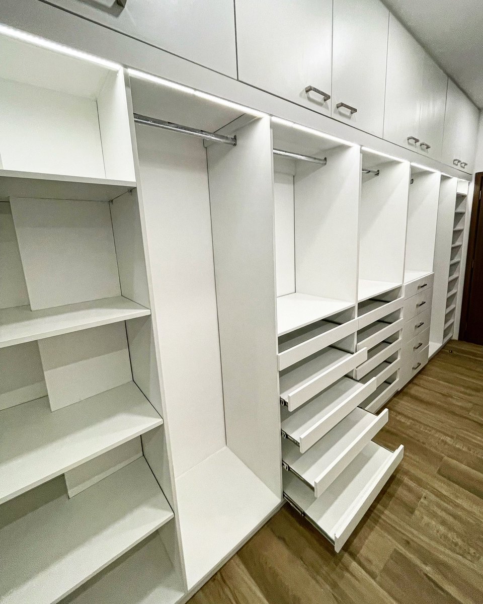 MADEFIN's tweet photo. Closets #madefin
Whstsapp o llamadas: 0994721300
Fotos de obras face o insta: @madefin
#anaqueles #baños #cocina #modulares #closet #muebles #guayaquil #samborondon #escritorio #oficina #cama #cortinas #puertas #puertasdepaso #diseñode #decoracion https://t.co/2keA5RQEFT