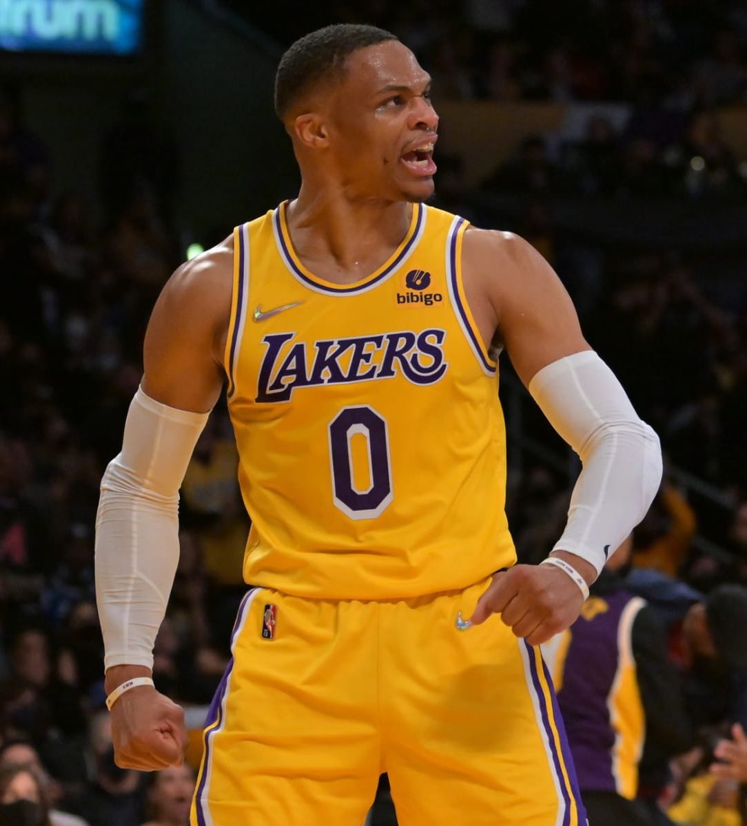 LegionHoops's tweet photo. The Lakers just beat a healthy Heat team without AD and LeBron tonight…

INSANE. 🔥 https://t.co/b3MFvGn0lo