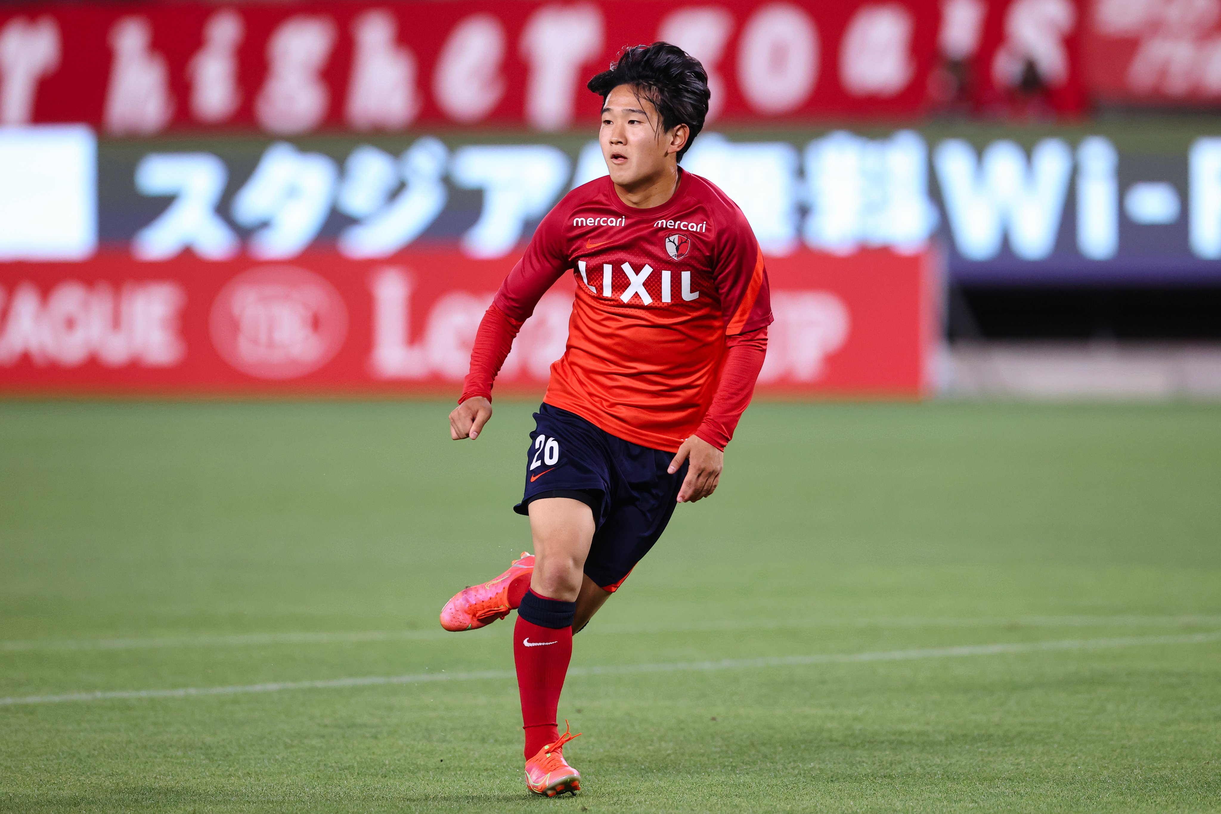 鹿島アントラーズ　26 須藤直輝　直筆サインカード 鹿島アントラーズ 26 須藤直輝 直筆サインカードファッショ