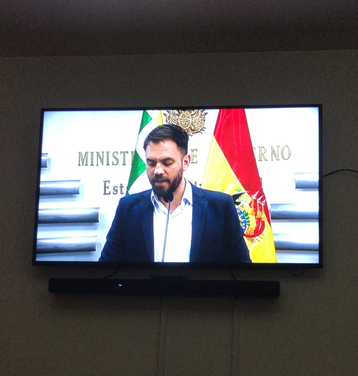 gallardoLjorge's tweet photo. Las declaraciones sobre el golpe de estado que está dando en este momento el niño ministro está exponiendo a detalle muchos indicios del caso golpe esto va levantar mucha polvareda https://t.co/rDVDRknypt