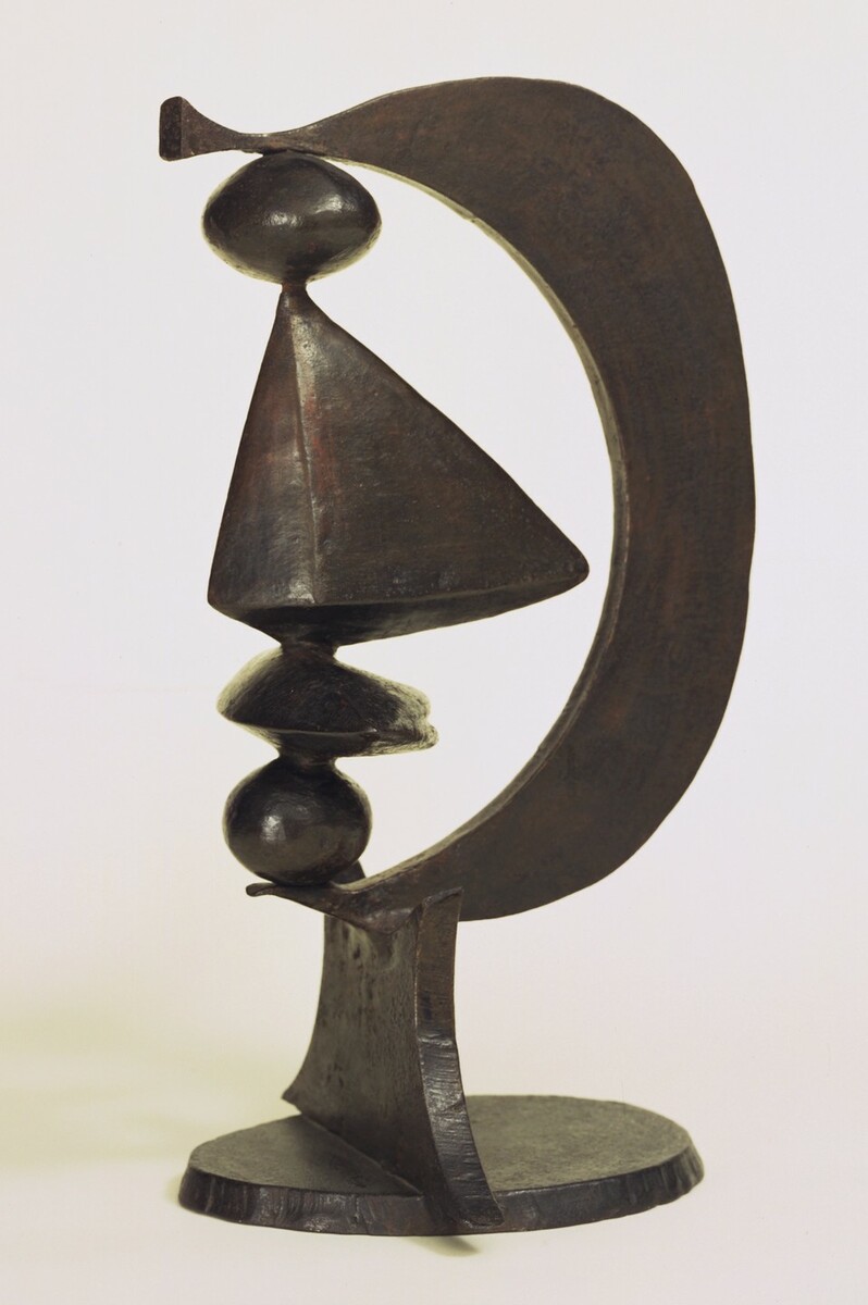 David Smith, Head, 1938 #davidsmith #museumofmodernart moma.org/collection/wor…