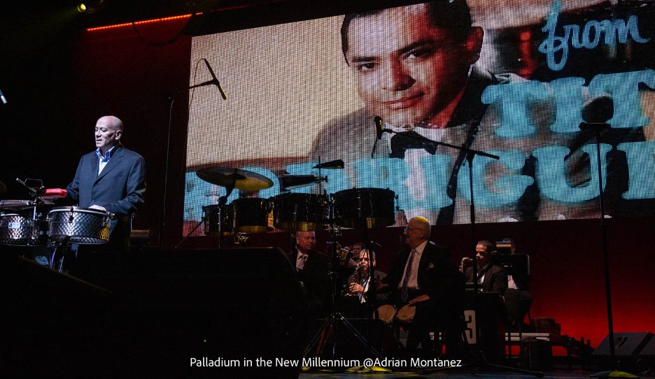 BellaMartinezPR's tweet photo. 4 de enero de 2023, que está de cumple #100 #ElInolvidable #titorodriguez, me honra conocer a #losherederosdelmambo, especialmente al que está aquí en la foto... @tirodjr, quien al igual que su padre es percusionista y director de orquesta. Aquí hay más:👉https://t.co/9RE1jhJzt5 https://t.co/TzlfIUOTD4