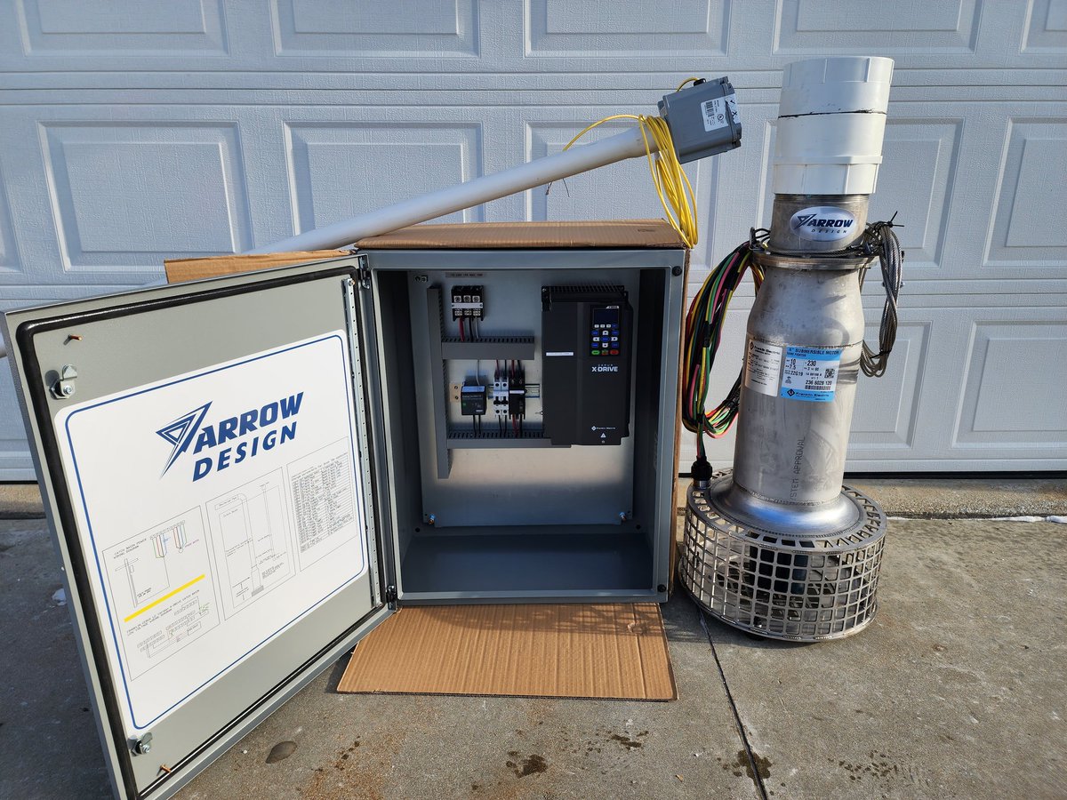 design_arrow's tweet image. First pump package for 2023 being shipped out today. Xcelerator Series 10HP pump, control panel featuring Franklin X-Drive VFD, transducer.