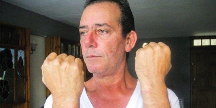 🆘📢#CubalexDenuncia: El periodista independiente y preso político Lázaro Yuri Valle Roca, encarcelado por el régimen cubano desde hace más de un año y medio, fue diagnosticado con hipertensión en la prisión Combinado del Este.