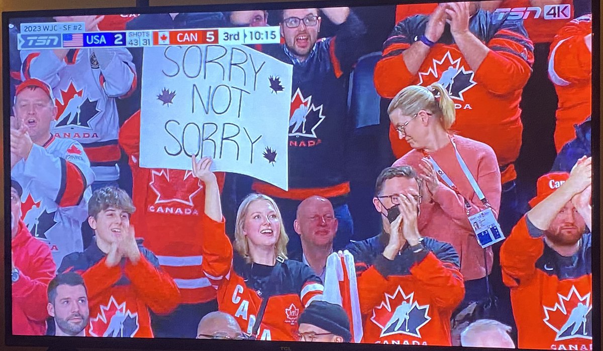 HUGE goal there!! 5-2 #Canada!!! Woooo!!! @WorldJuniors #CanadaVsUSA 🏒🏒🏒 #SorryNotSorry 🇨🇦🇨🇦🇨🇦