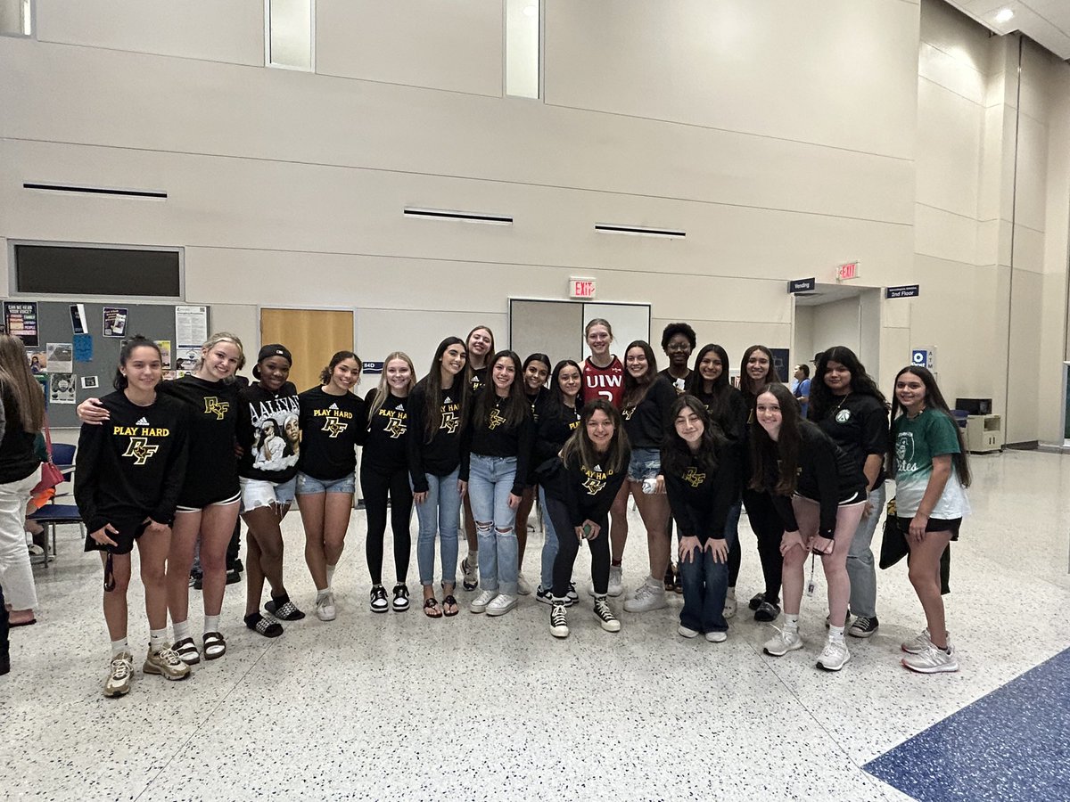 RF Women’s Basketball tweet media