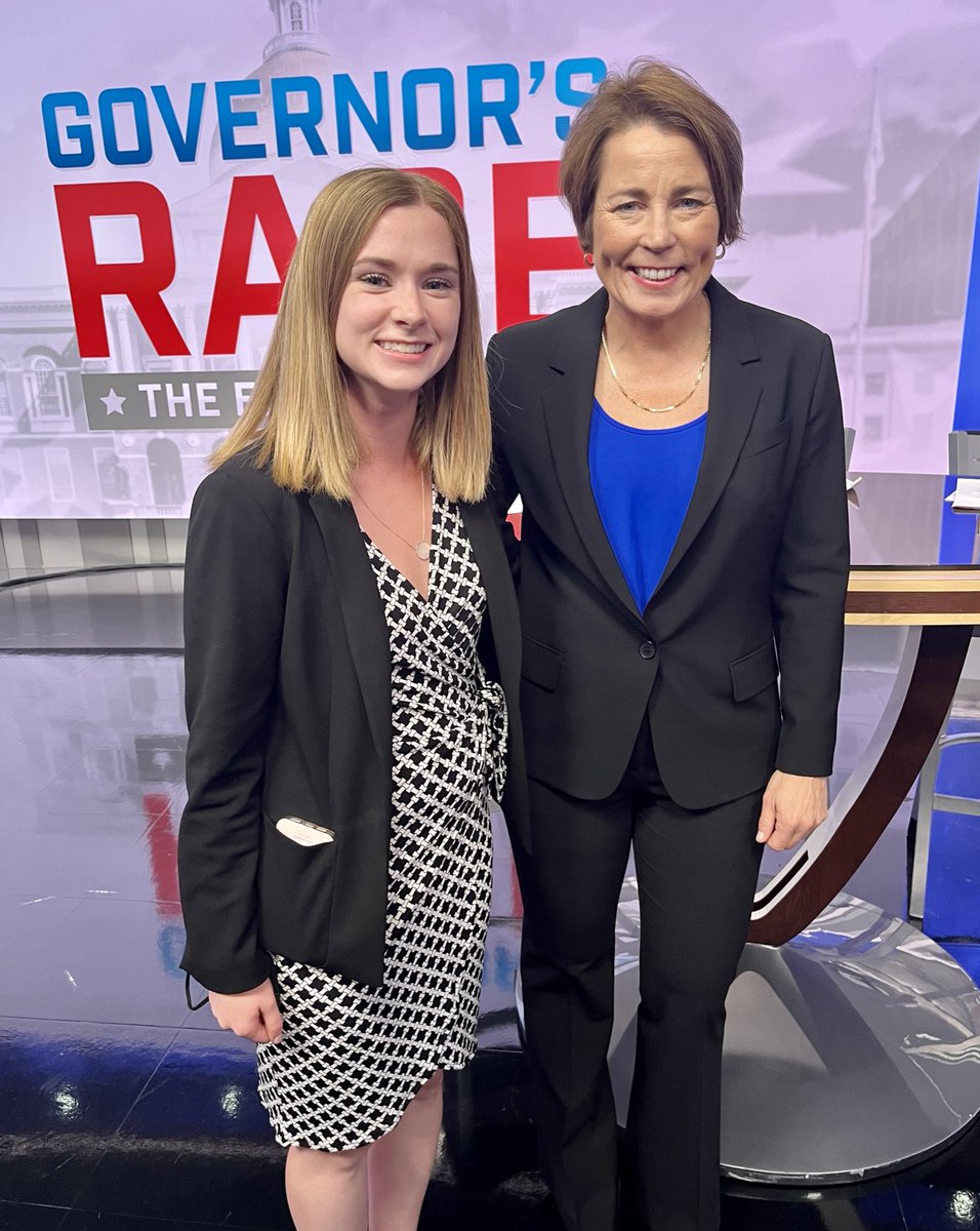 Karissa_Hand's tweet photo. 2016 ➡️ 2019 ➡️ 2022

Excited for this next chapter in 2023 with GOVERNOR @maura_healey! https://t.co/q2rlCEo5B1